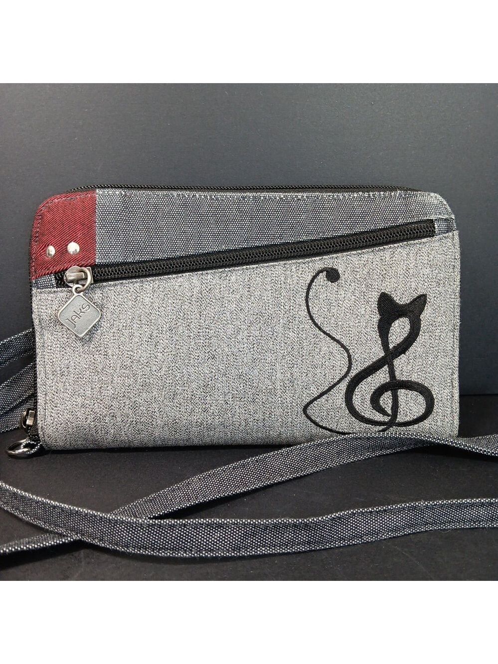 Jak's ACC-146 Womens Wallet Gray Crossbody Embroidered Sole Clef Very Good X